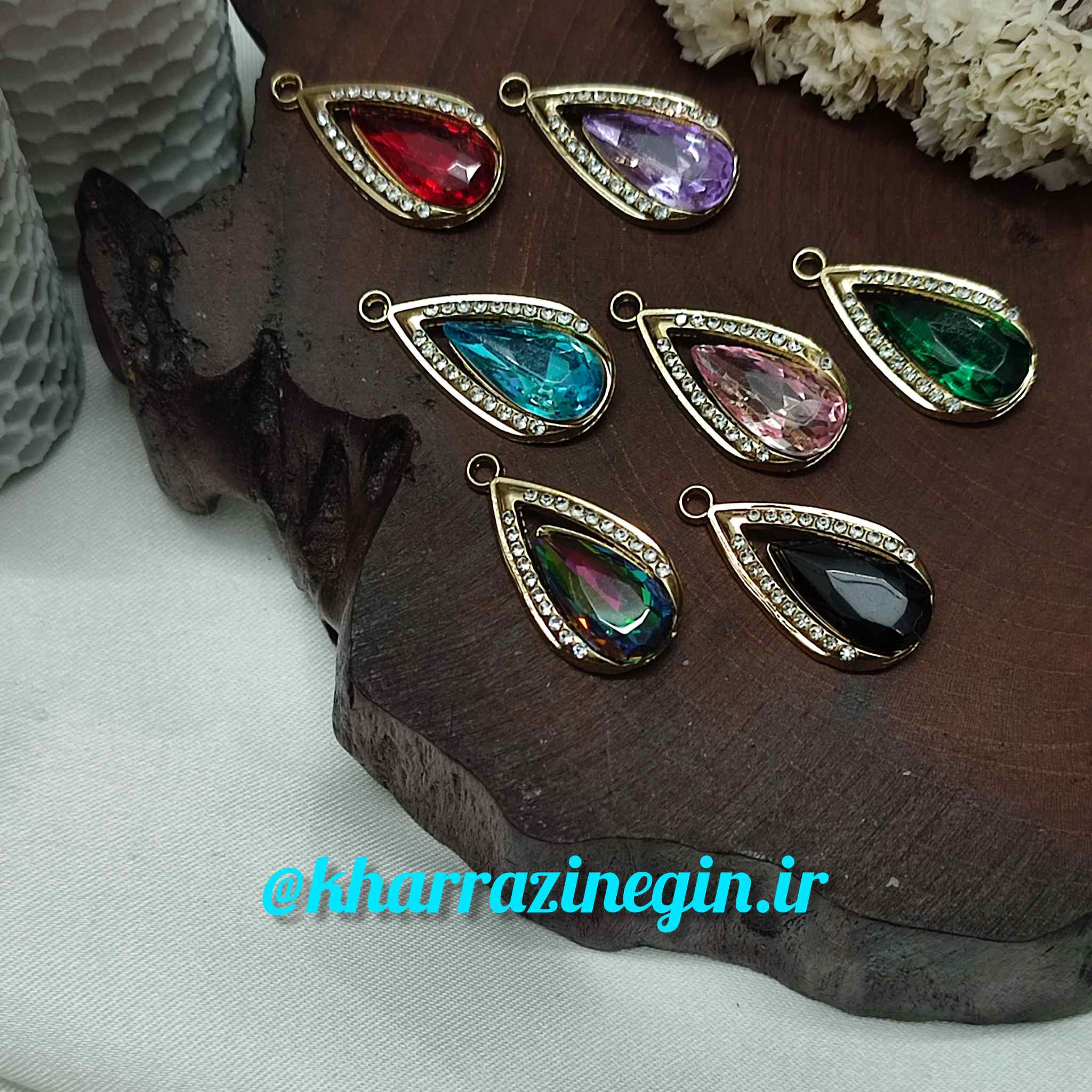 InShot_20250213_194405325_Q5g9u3iT6o آویز اشک کریستالی2