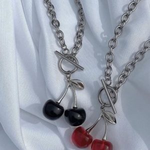آویز گیلاس بزرگ